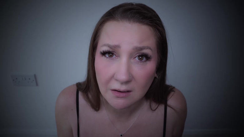 Harley Taboo: 18세 이상 자지를 따먹는 18세 소녀