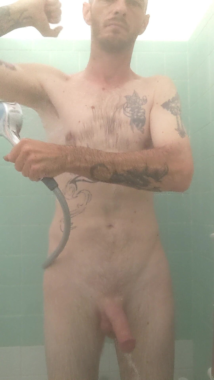 Codi Bonez: Let's Take a Sexy Shower