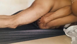 भाग 2- हॉट भारतीय गांव की सौतेली मम्मी रोमांटिक सेक्स का मजा ले रही है।