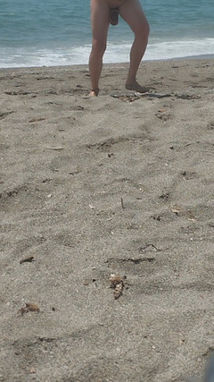 Morbosete000: Di pantai telanjang menikmati