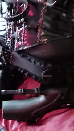 Mistress Kora Bell Dominates Nikki Von Sixx & Good Boi Pup: a Spit-roast & Anal Fisting Extravaganza