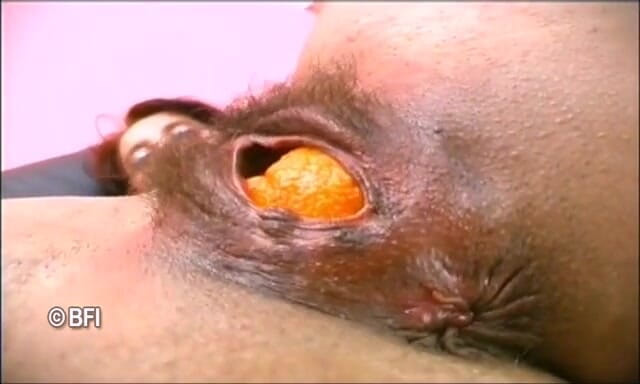 Extreme Insertions: Сок из апельсиновой киски.