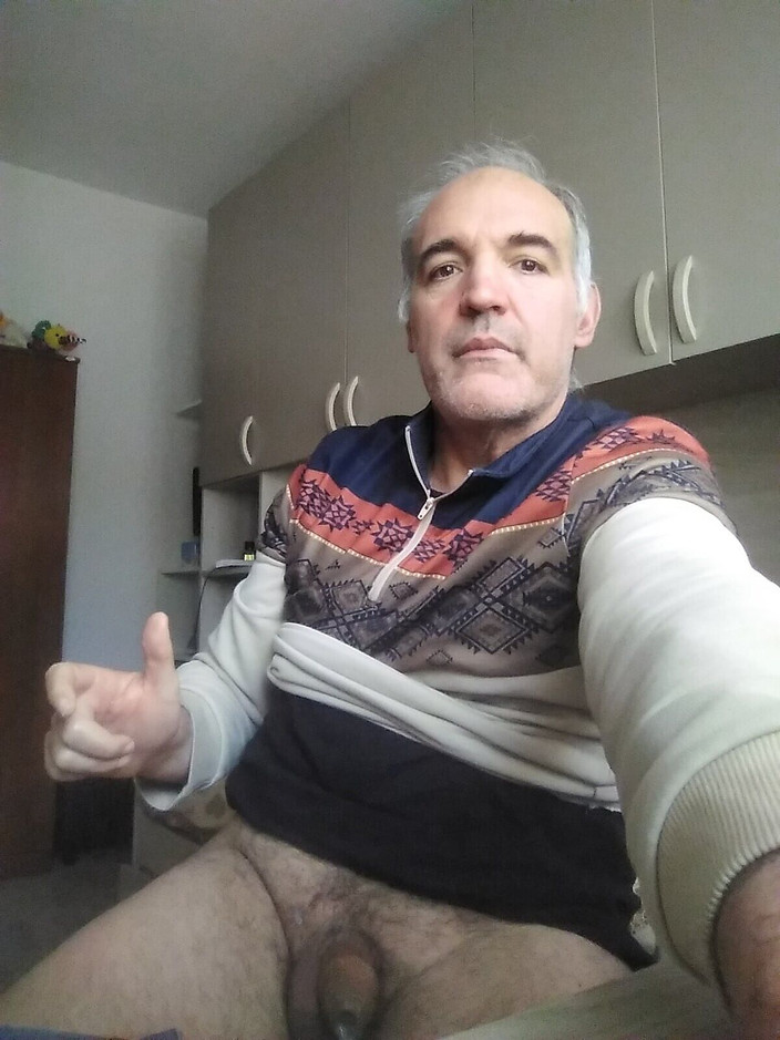 Setesesso7: Je me masturbe avant d’aller travailler