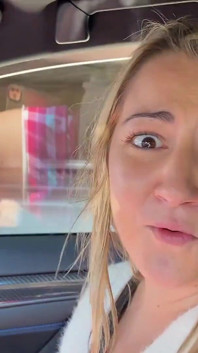 Virtual Date - Lily Adams raucht, als sie deinen schwanz lutscht und dich dann ihren arsch ficken lässt