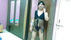 Cute & Nude Crossdresser: Sexy sissy crossdresser femboy Sweet Lollipop v sexy černém prádle.