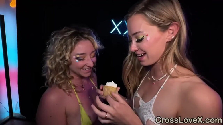 Dante Colle: Loiras sujas compartilham pau em suas bucetas apertadas