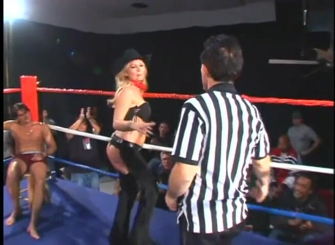 American Idol X: Succhia un grande cazzo nel wrestling