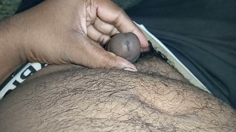 Fucking my wife: Bini India saya menjilat buah dada dan pepek di luar...