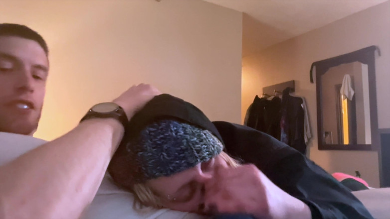 Alpha stud 4 u: 그녀는 입에 대고 클로즈업 캠으로 후배위 따먹기