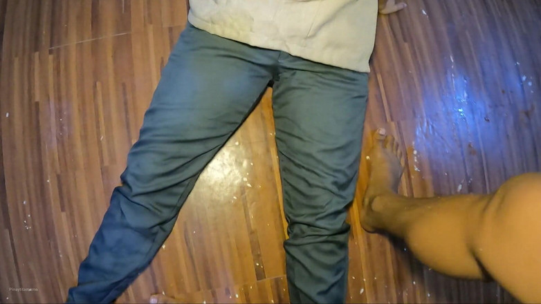 Pinay Tita Mama: Cikgu Dalam Panas Apabila Hujan.