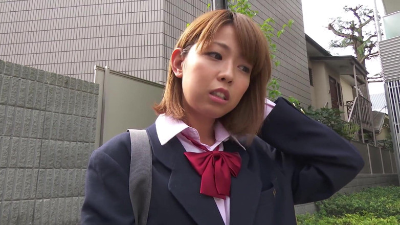 Caribbeancom: Gadis Jepang pulang dari kelas dicrot di muka dan dicrot...