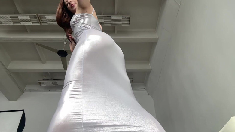 Skinny_lady69: hot streching paaradarshi dres