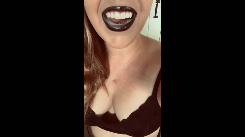 SouthernBellSmoker: Sexy Vaping