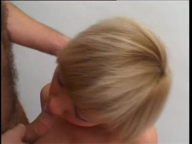 Lucky Cooch: Blonde babe gets fingered and banged