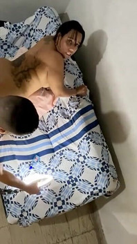 Мексиканская жена сосёт задницу и катается в домашнем видео