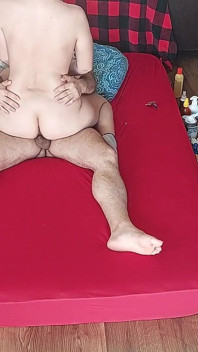 Galen sex i sovrummet amatörpar. Heta amatörpar erotisk massage.