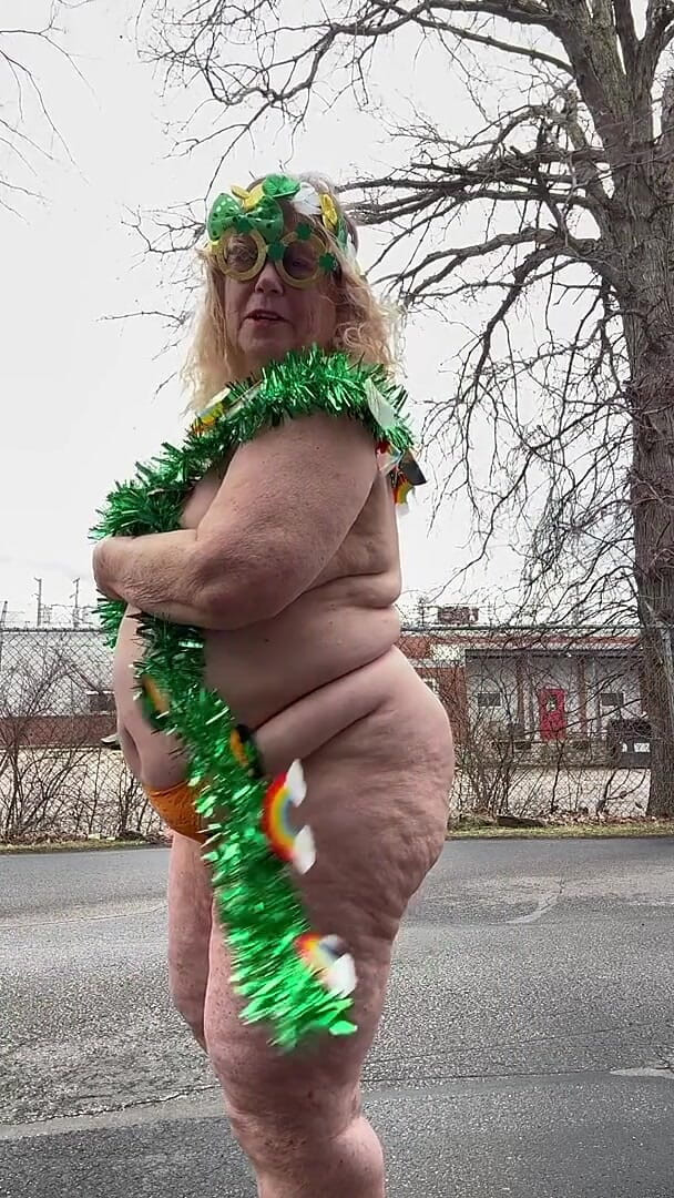 May the Look of the Irish Help You See My Irish Moon (Big Ass 4 U)