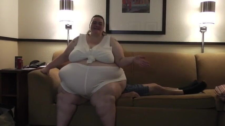 Full Weight Productions: eat My Shorts Herman - 1,200ポンドの押し潰し力