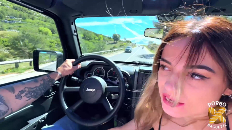 Porno Baguette: ゴージャスな女性マルタが車の中でめちゃくちゃヤラれちゃう!