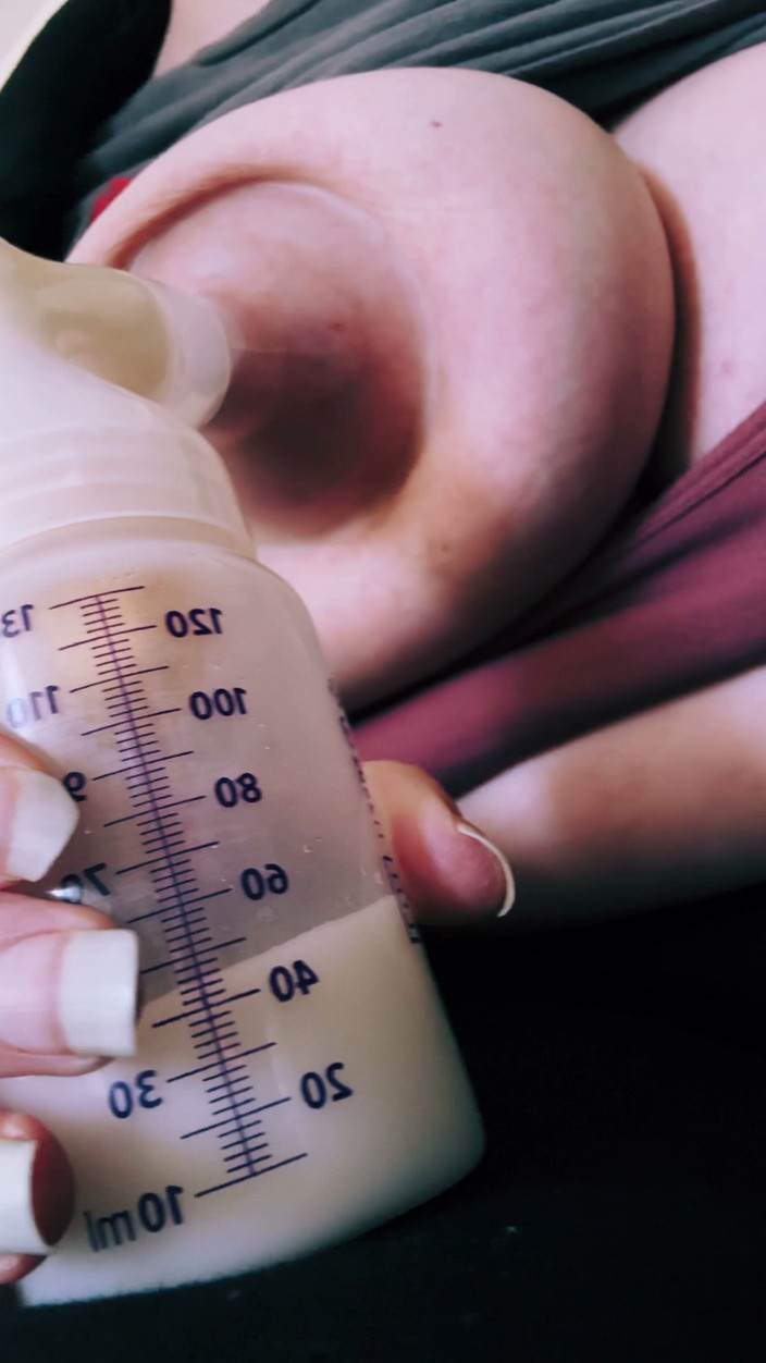 Momma Elizabeths Milkers: Elektrická odsávačka s expresí prsou