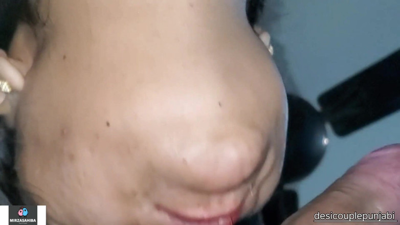 DesicouplePunjabi: Blowjob zum ersten mal nach der ehe