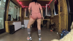 MilfyCalla: Milfycalla Ep 101 Super Bowl taneční výzva