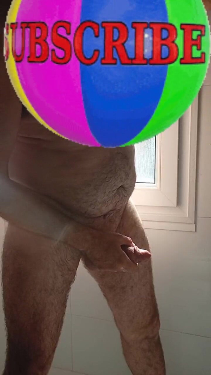 Xauencaliente: Handsome Mature Chubby with Big Fat Cock Shaving My Cock...