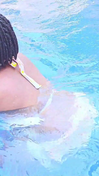 She Start Rubbing Her Clit Too Much She Has Too Much Water in Her Pussy Full Video