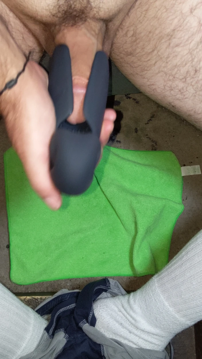 Thick Dick Industries: Video of Happy Ending in My Snail Toy