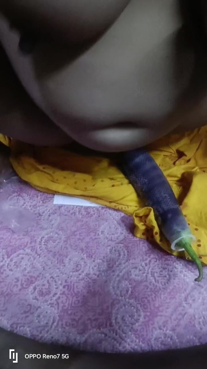 HP cupal: Mio marito ha spruzzato l'acqua sulla mia figa con una...