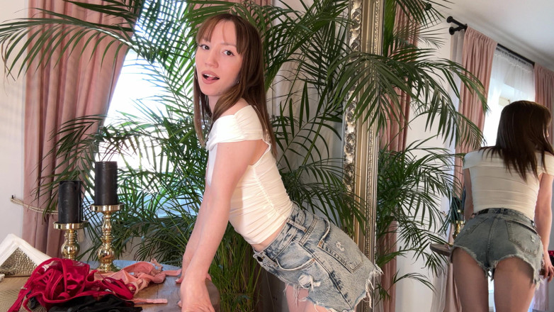 WeAreNewbies: Barely Dressed: Outfit Tease