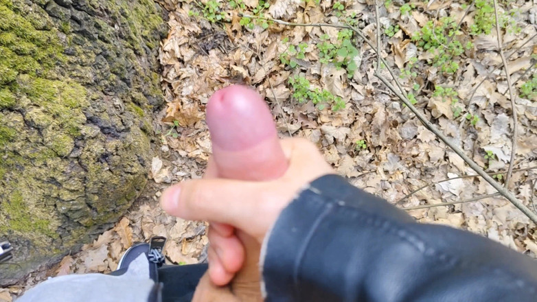 Bayer911: Na zewnątrz sikanie, wank i spust