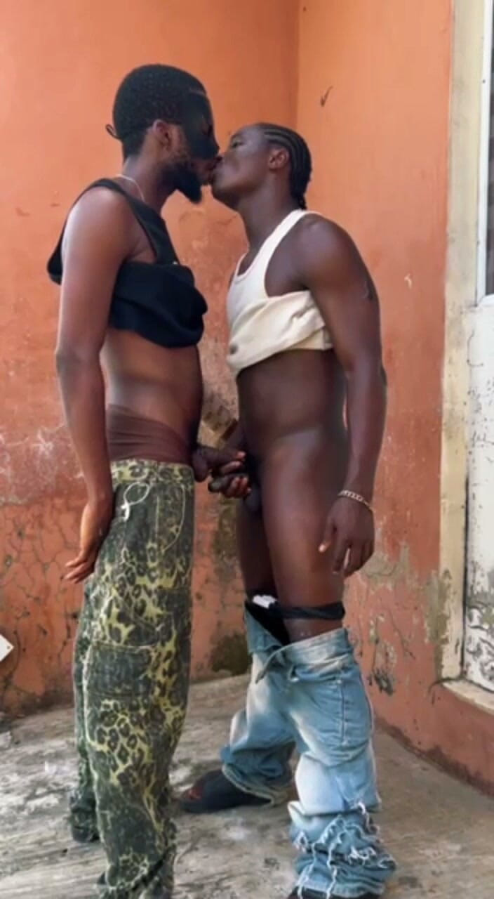 BLACKSHOOTERR: Fodi-o Na Frente De Sua Casa..
