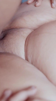 Indiana calda desi bhabhi eccitata di fare un pompino al suo devar