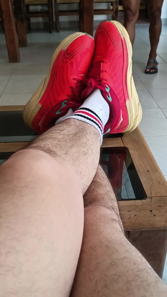 TabascoJake: After Gym Feet Worship and Cum