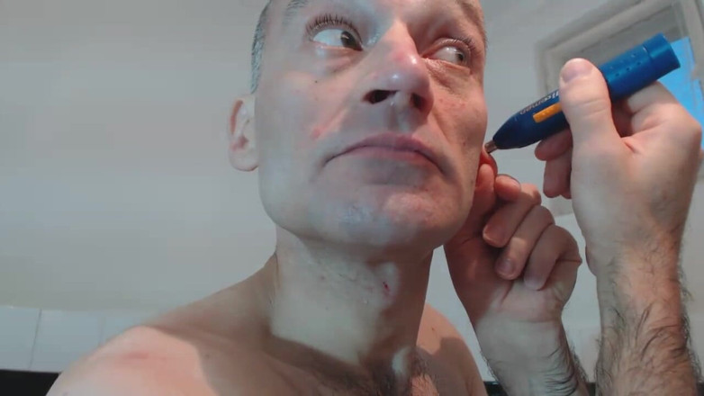 TIVADAR 73: Tivadar 73 îndepărtarea firelor.