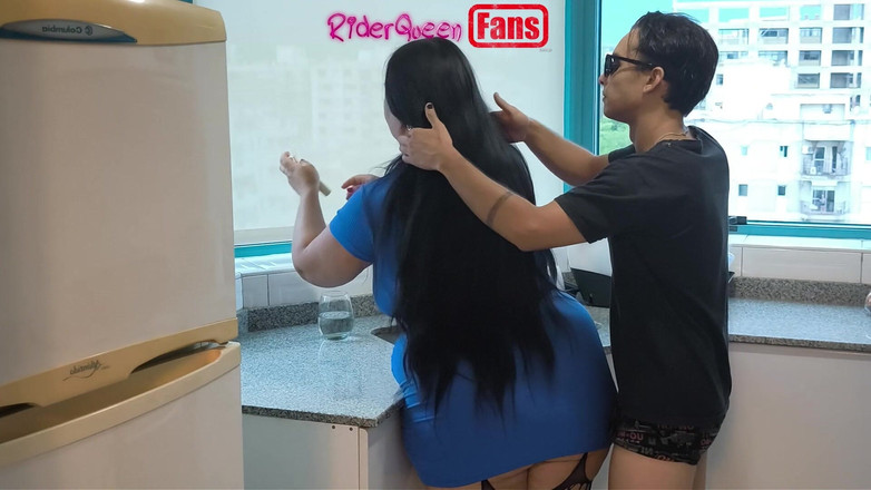 Riderqueen: Mẹ kế trong nhà bếp - video người hâm mộ