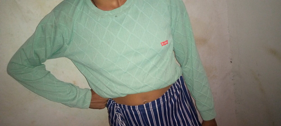 Ritu: Roztomilá studentka šuká