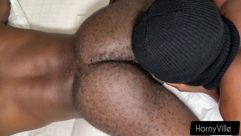 HornyVille G: Lížu jeho hetero velký zadek