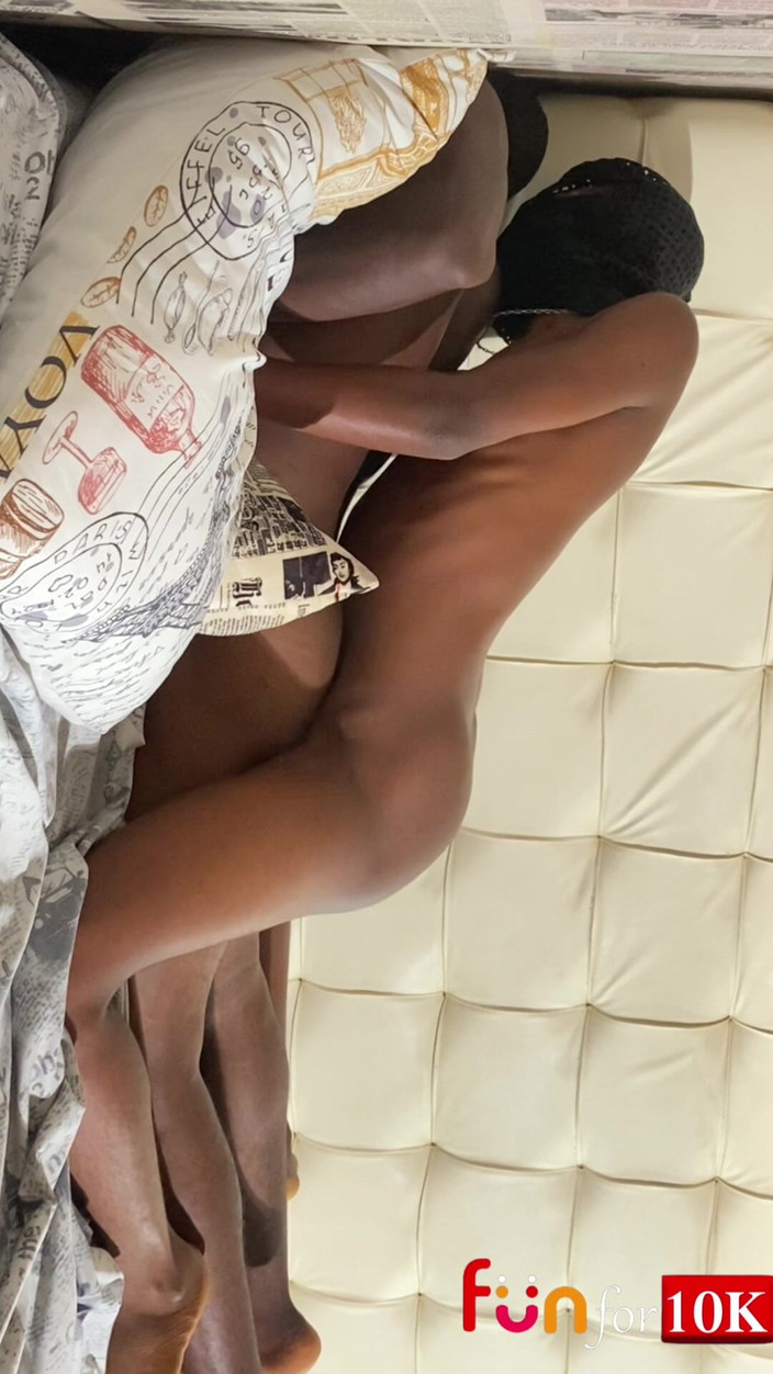 Funfor10k gay videos: ストレートの男の子たちが初めてゲイのスリーサムを経験