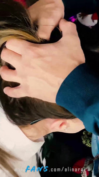 Stieftochter bekam einen job als sekretärin, damit ihr stiefvater sie jeden tag ficken konnte