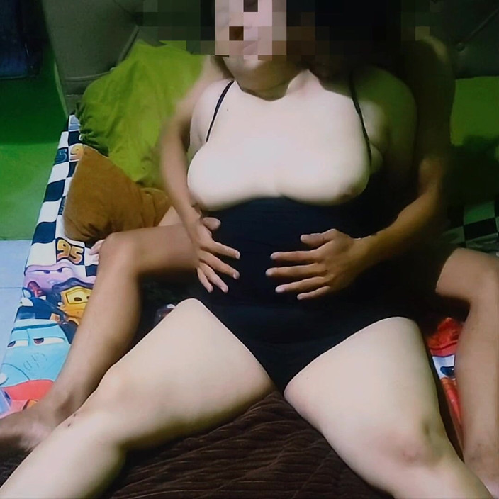 Maye_istrihot: Una donna che vuole essere figa dal suo ragazzo è una...