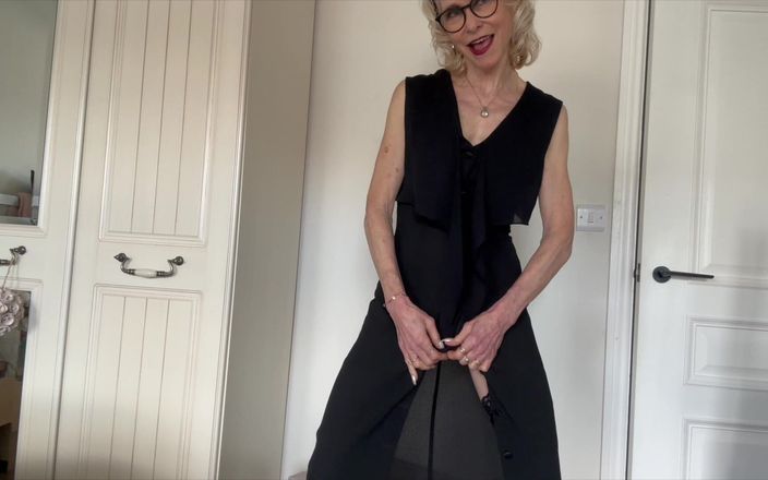 Deeliteful Jacy: Elegantní, ale nezbedná
