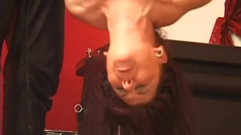 THAGSON RETRO: Máy bay bà già đảo ngược và trêu chọc với chèo...