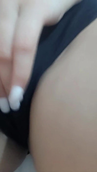 Suhani mostra la sua figa