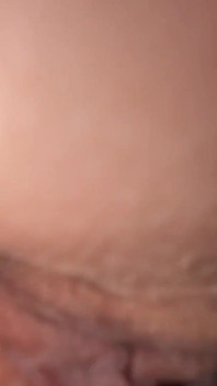 Cute Girl Fith Giraffe Dress Had Close up Pussy and Anal Trip That Was Filmed on the Video