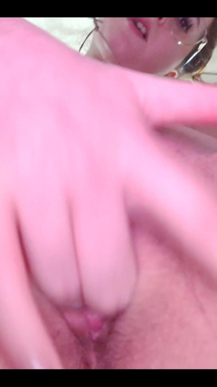 RavenHearth666VIP: Мы заканчиваем год со мной, сижу на твоем лице?