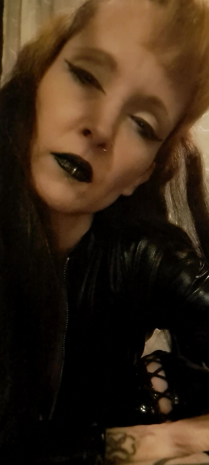 PandoraSG: 굴욕 확언 - 나는 너의 여친보다 낫다