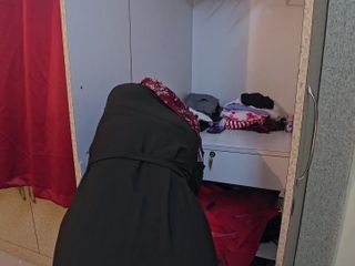 Hope Love: Малайзійська дівчина в хіджабі вдома одна і займається сексом зі зятем