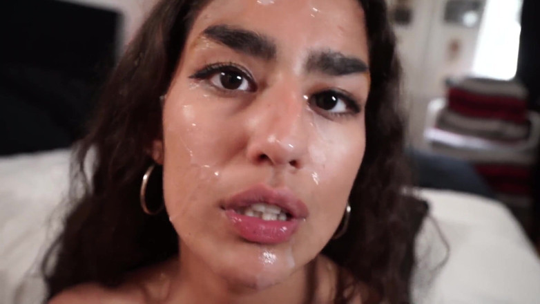 The Dick Suckers: Amatur Arab Luna Silver berkata, saya sukakannya di dalam mulut...